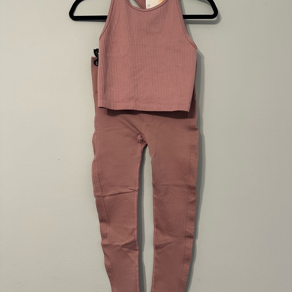 Fabletics Ribbed Crop Tank & High-Rise Legging Set - Dusty Rose